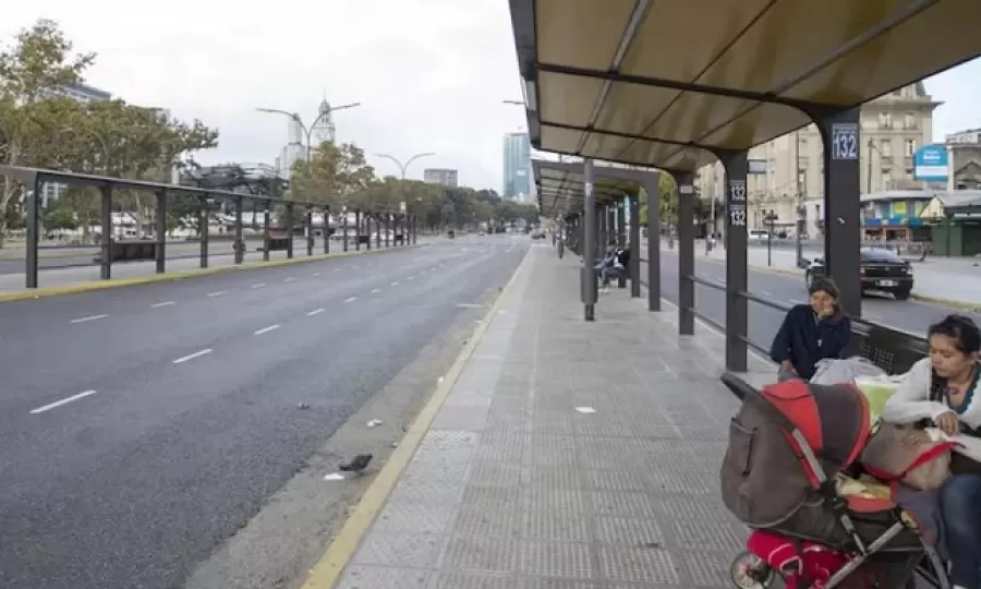 Tras el anuncio de la CGT, tambi&eacute;n habr&aacute; paro total de los medios de transporte de pasajeros en el pa&iacute;s