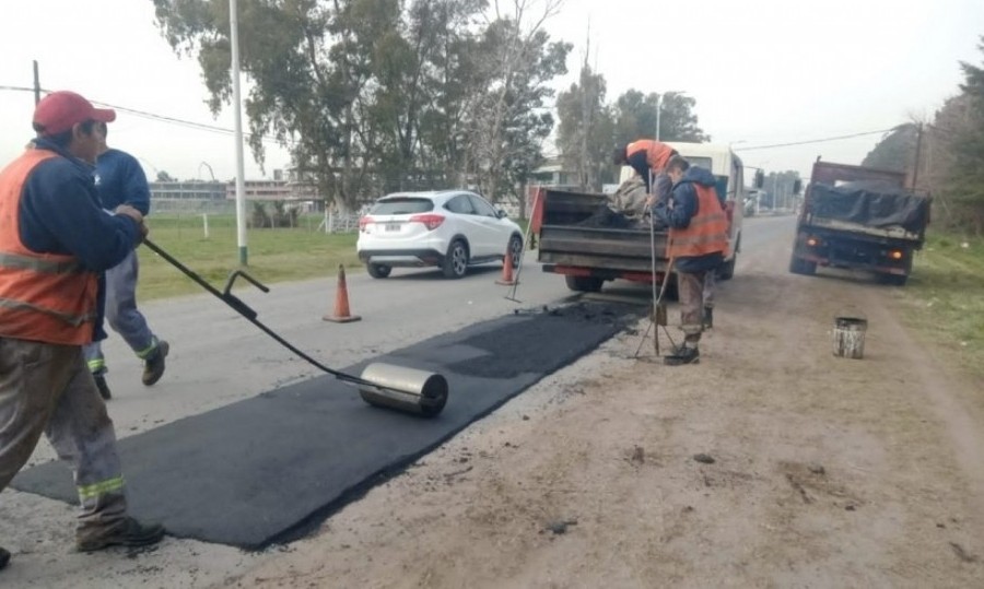 Nuevas obras de bacheo en Canning.