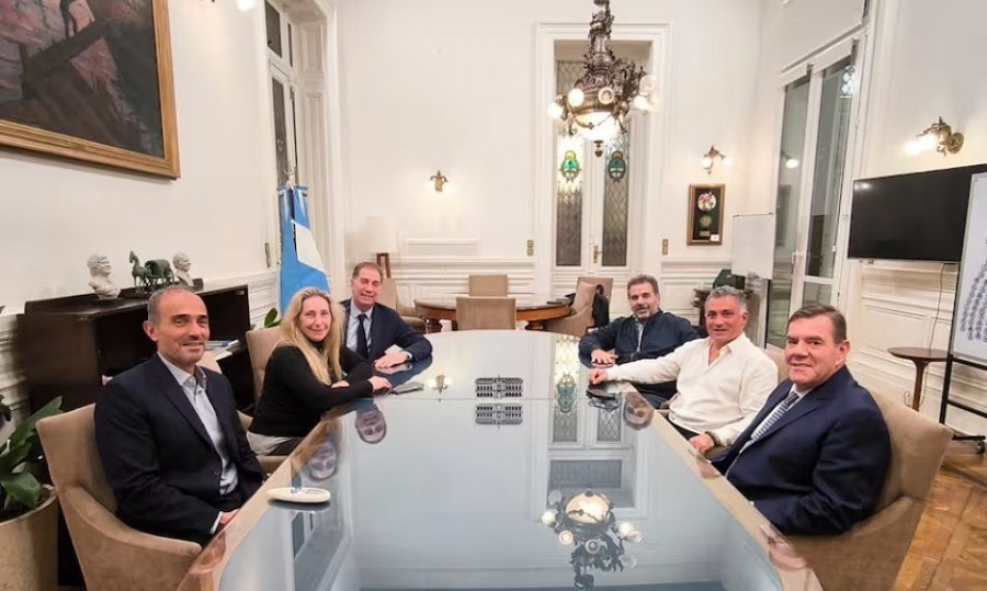 Ritondo, Santilli y Montenegro no consiguieron definiciones sobre las listas con el lugarteniente de Karina Milei en la provincia, Sebastián Pareja.