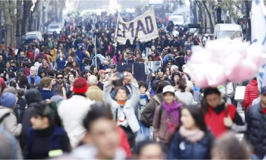 Sindicatos y organizaciones sociales se unen en una movilizaci&oacute;n con reclamos al Gobierno