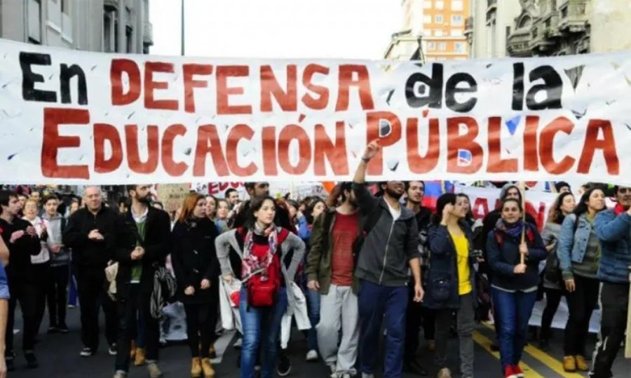 Es para brindar herramientas jurídicas gratuitas a los docentes ante cualquier situación de conflicto.