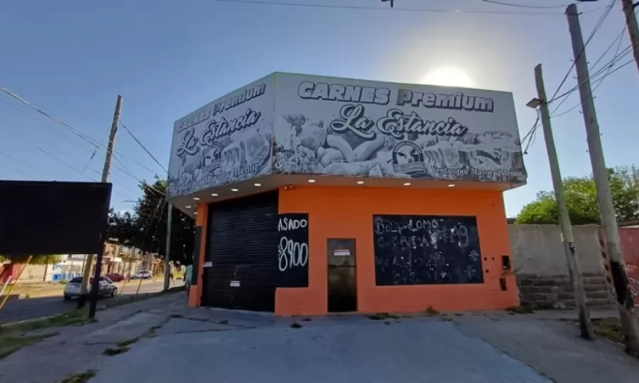 Clausuraron carnicer&iacute;a que serv&iacute;a de fachada para desarmadero clandestino