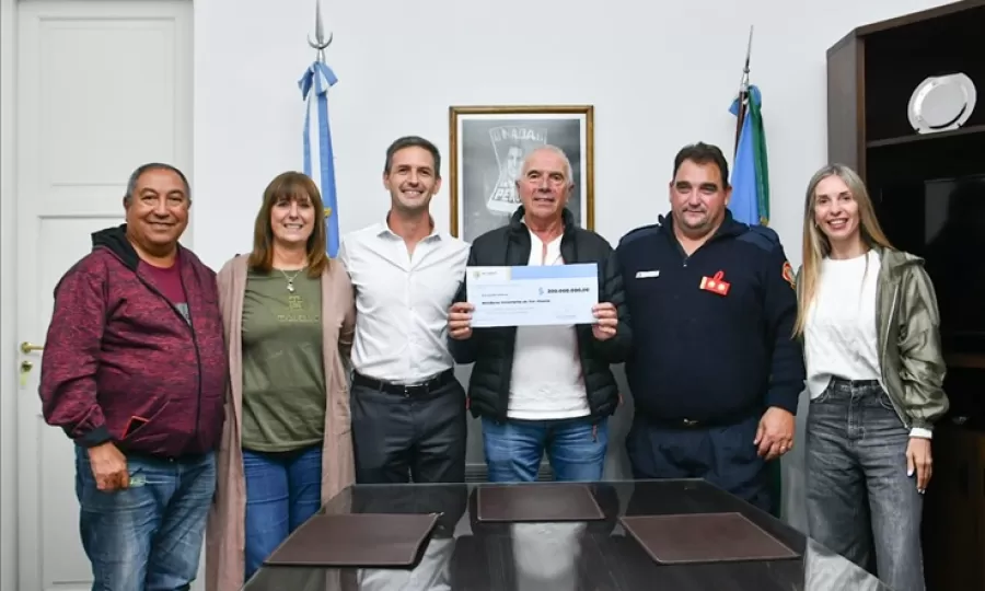 Los Bomberos Voluntarios recibieron un aporte hist&oacute;rico para proyectar nuevas obras