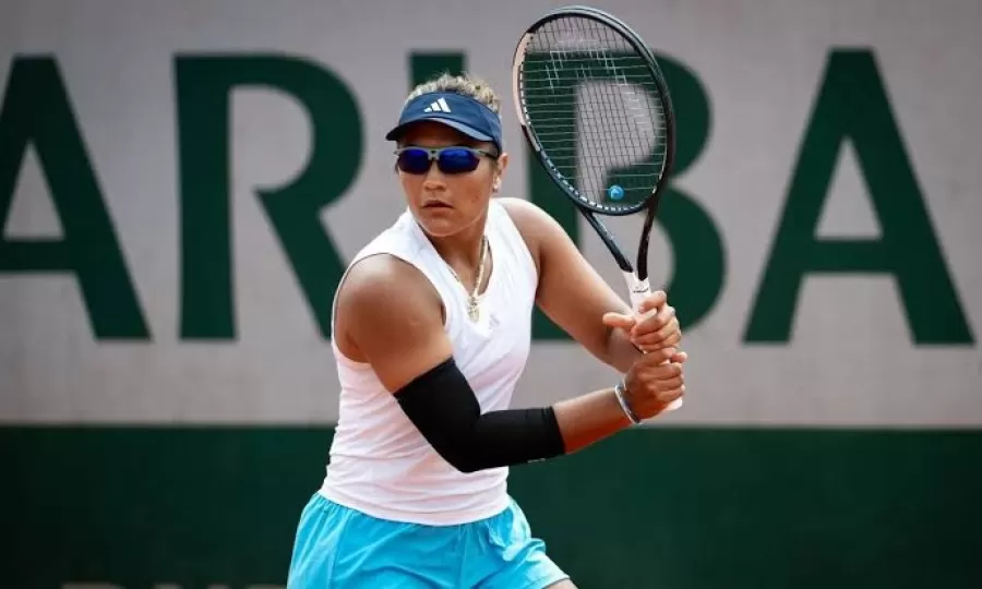 Una tenista argentina se retir&oacute; a los 17 minutos de un partido en el US Open y recibi&oacute; una sanci&oacute;n: la fuerte multa que debe pagar