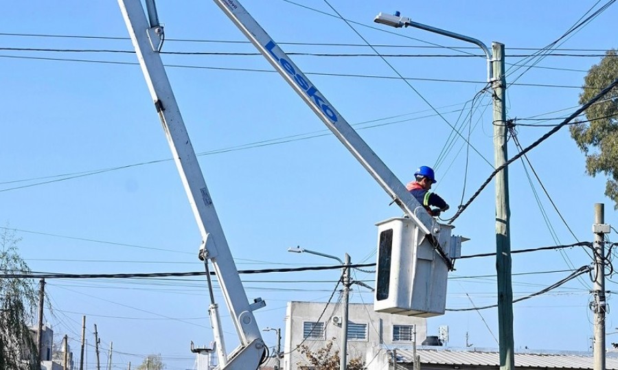 Los nuevos artefactos poseen una potencia de 130 watts y emisión de 20.000 lúmenes.