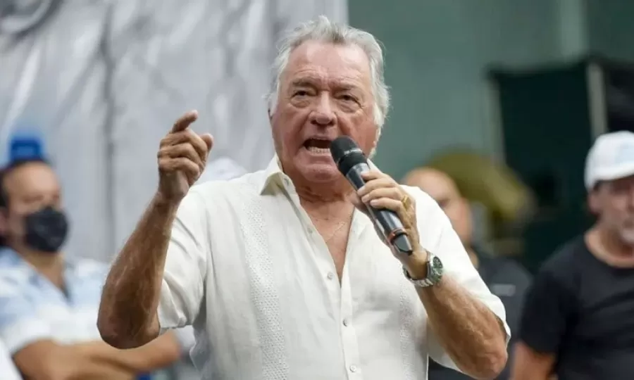 Luis Barrionuevo: &ldquo;Si hacemos un paro de 36 horas con movilizaci&oacute;n, cae Milei&rdquo;