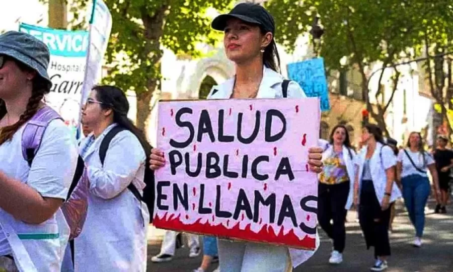 Realizan la Marcha Federal por la Salud