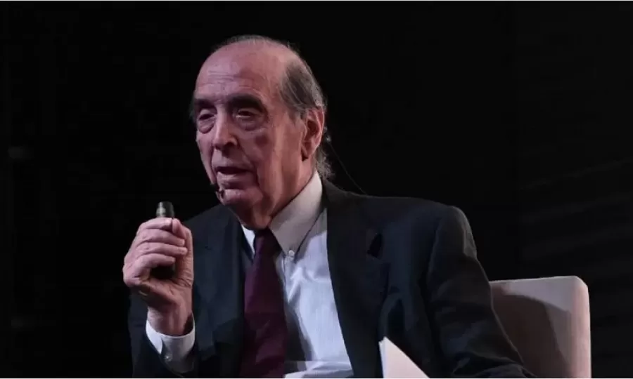 Un economista cercano a Javier Milei advirti&oacute; por el empleo: "La destrucci&oacute;n avanza m&aacute;s r&aacute;pido que la creaci&oacute;n"