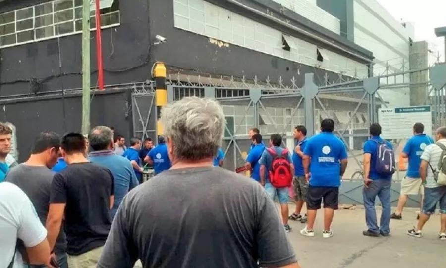 Siam Avellaneda suspende a todo su personal en febrero