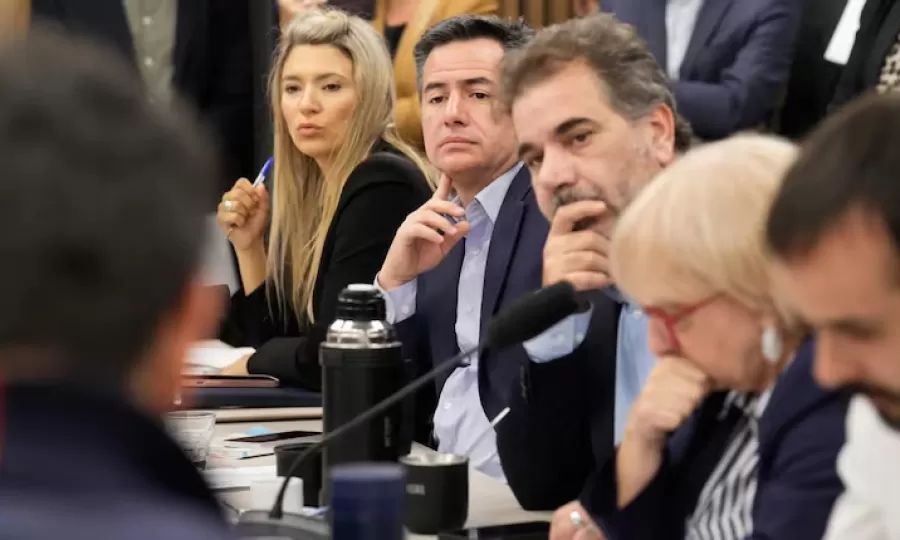 El PRO endurece su postura y eval&uacute;a acompa&ntilde;ar el pedido de interpelaci&oacute;n a Manuel Adorni