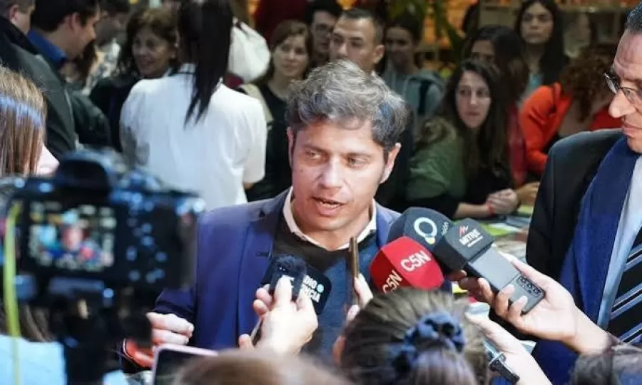 Kicillof cruz&oacute; a Milei por su frase sobre la gente que no llega a fin de mes: &ldquo;Es la realidad que se vive&rdquo;