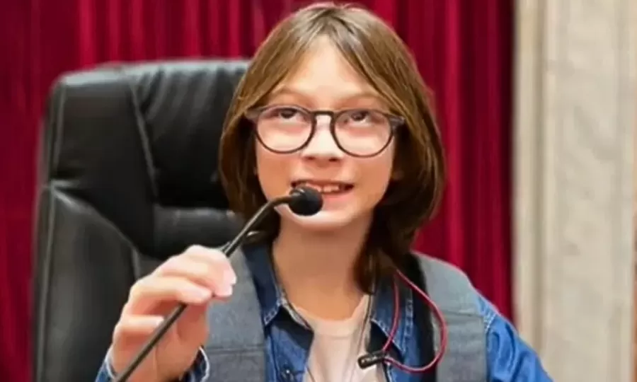 La Legislatura bonaerense reconoció a Ian Moche, el niño con autismo que enfrentó a Milei