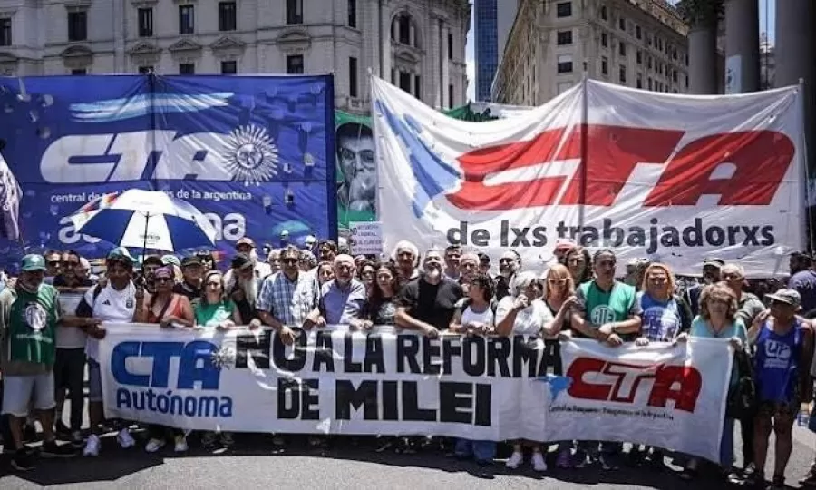 Pese al retroceso del Gobierno, la CGT y las CTA marchar&aacute;n al Congreso