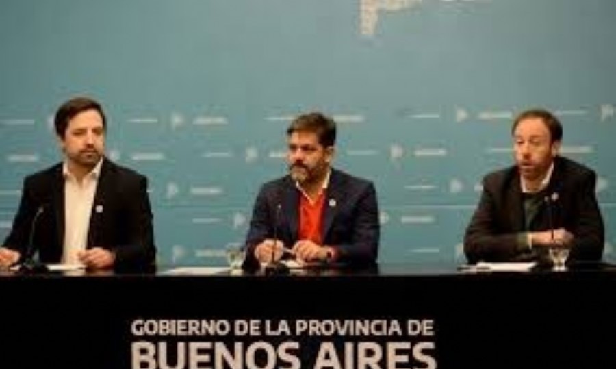 En la conferencia de prensa, el Gobierno bonaerense anunció medidas de impulso económico y alertaron por las políticas de Milei.