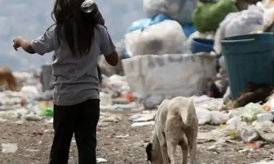 Desde la UCA, niegan que Javier Milei haya bajado la pobreza