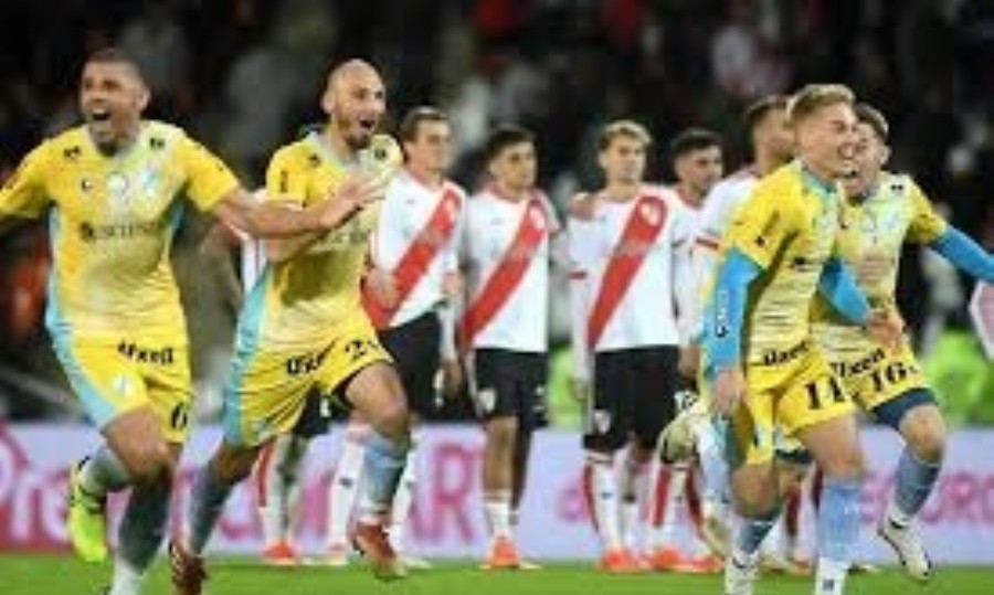 Desde los doce pasos, el equipo de la Primera Nacional se impuso 5-4 y avanzó a los octavos de final de la Copa Argentina.