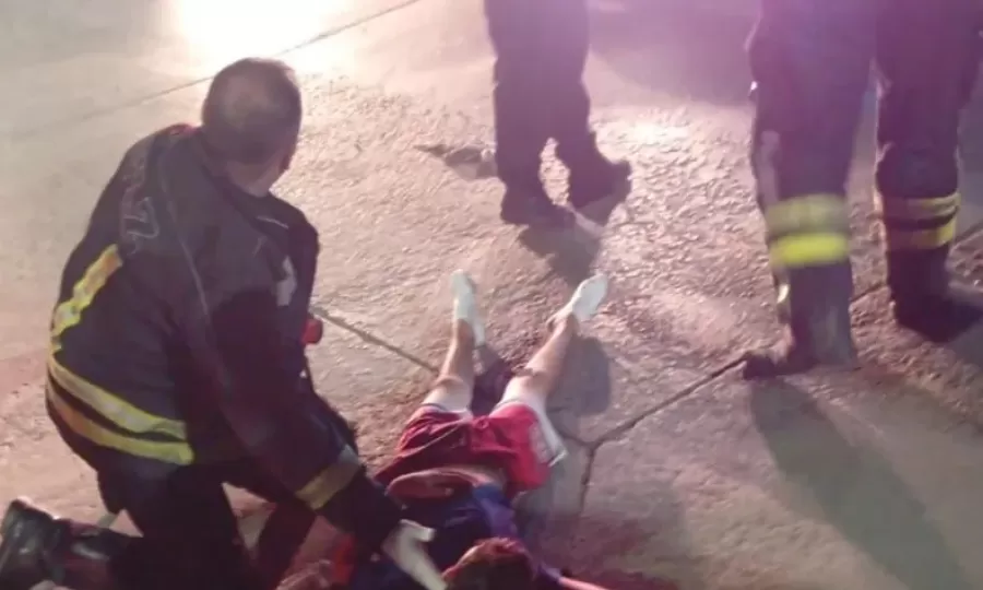 Un joven fue atropellado y el conductor se fug&oacute;