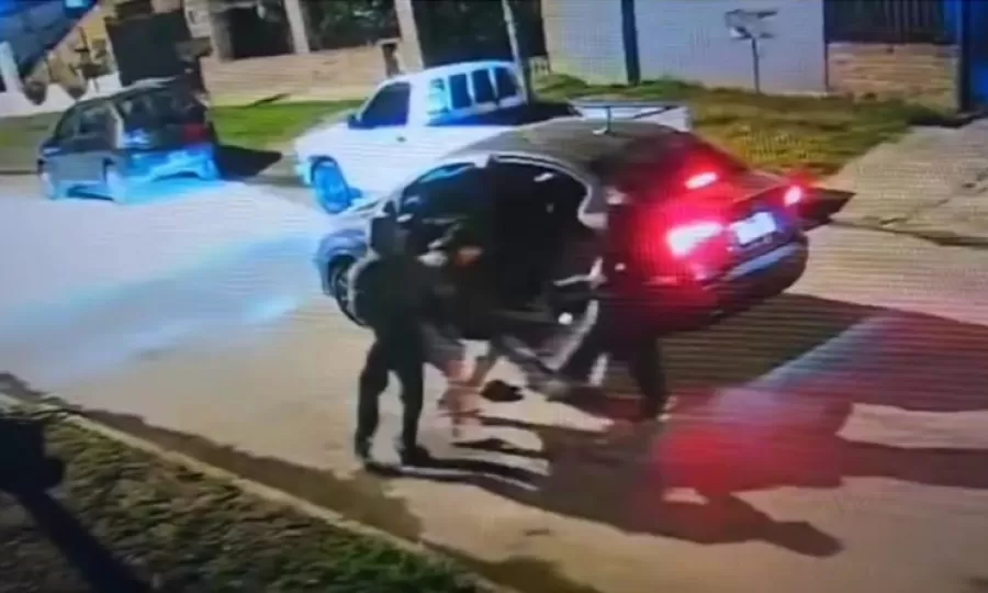Un bailarín denunció que intentaron secuestrarlo en González Catán