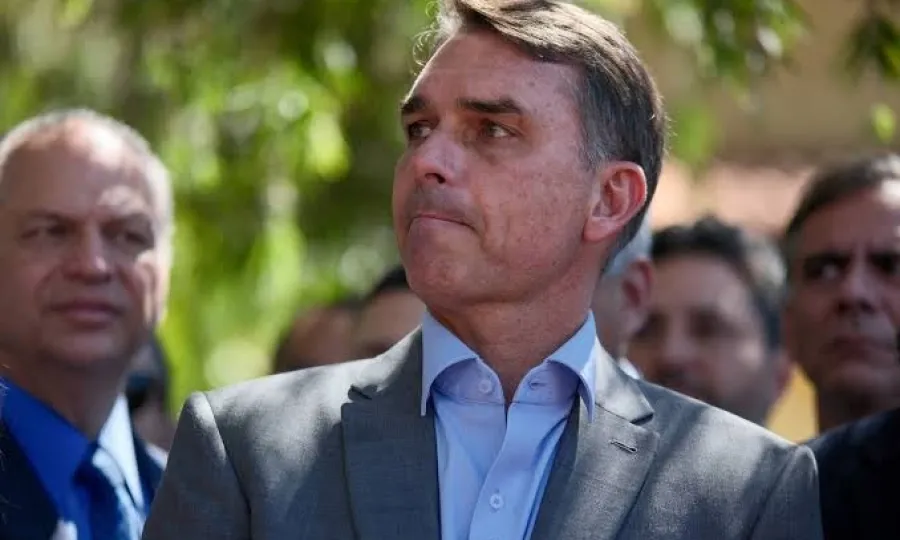 El Gobierno afirma que ya est&aacute; colaborando con la Justicia por la fuga de Bolsonaro y ratifica que no hubo irregularidades