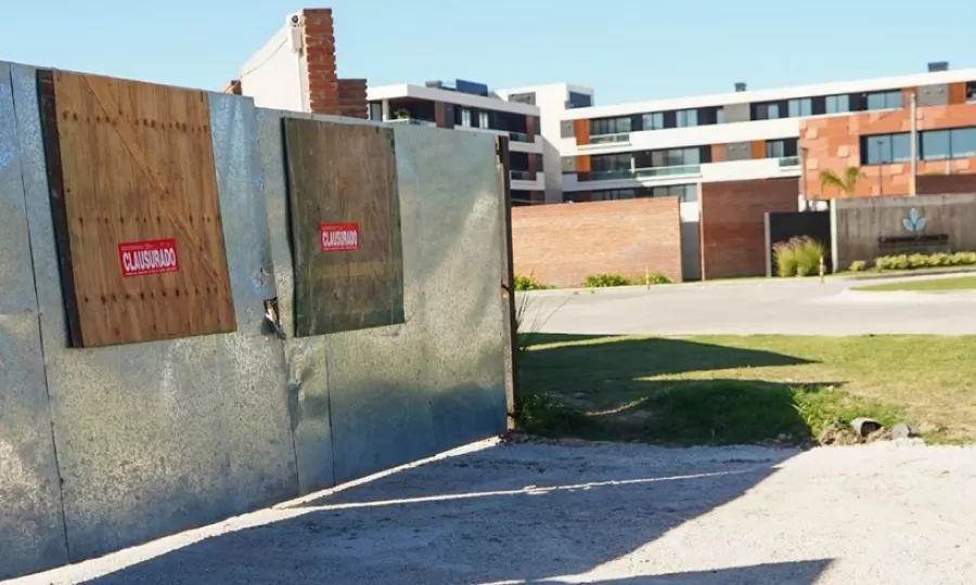 El Municipio clausur&oacute; una obra en construcci&oacute;n en Canning por ocasionar