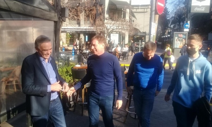 El diputado nacional y precandidato a gobernador de Juntos por el Cambio, Diego Santilli, estuvo en Lomas de Zamora.