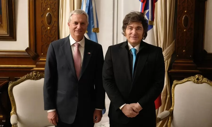 Milei acord&oacute; con Katz fortalecer el comercio y la seguridad fronteriza con Chile