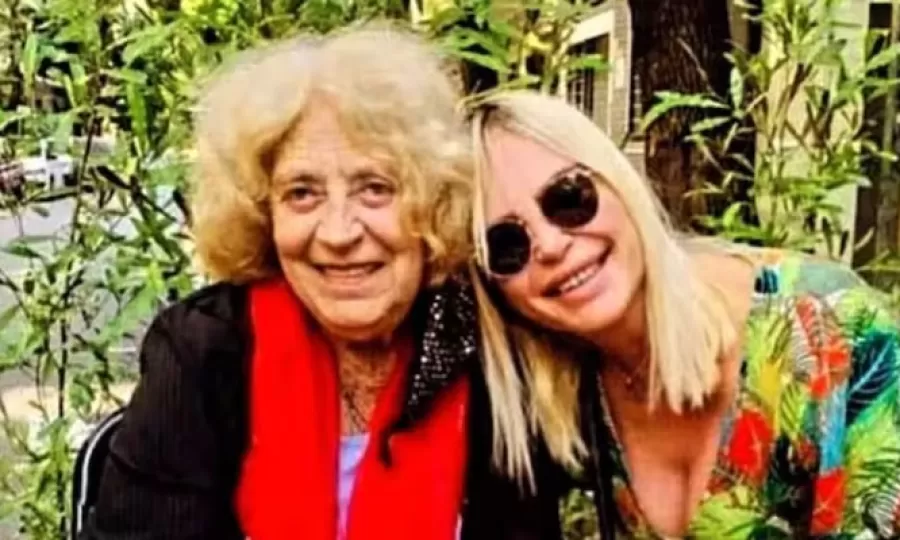 El dif&iacute;cil momento de Raquel Mancini tras la muerte de su madre