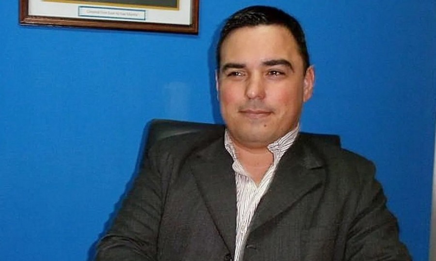 Se trata de Mauricio Dadín, que cumplía funciones como jefe de la Policía Local de Berazategui.