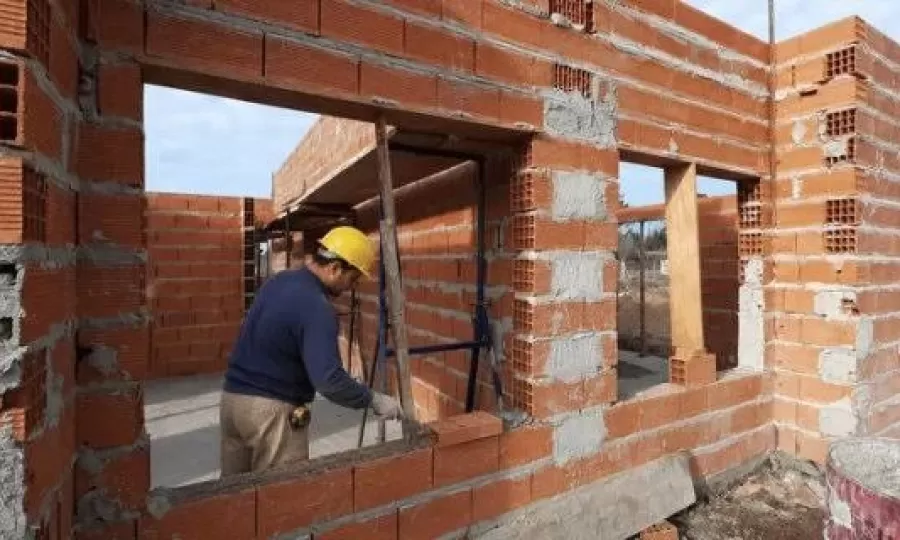 La construcci&oacute;n cay&oacute; 4,1% mensual en junio y anoto su cuarta baja en el a&ntilde;o