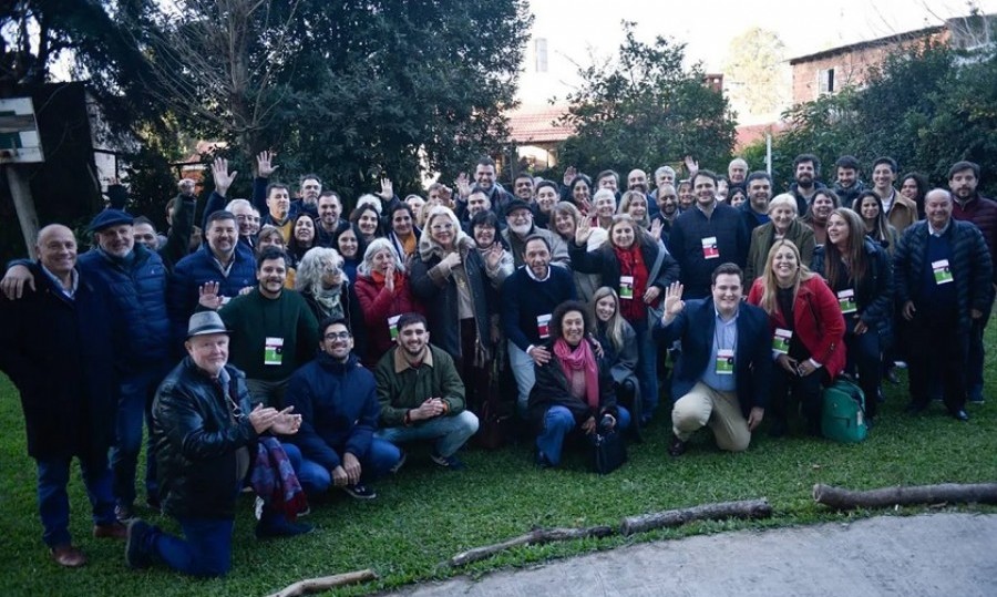 Carrió acelera su armado en provincia de Buenos Aires.