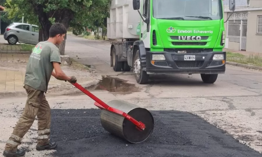 Nuevas obras de bacheo con asfalto caliente