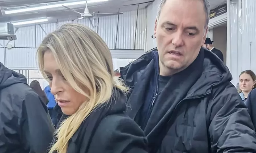 La Justicia abri&oacute; una investigaci&oacute;n sobre los viajes de Manuel Adorni a Nueva York y Punta del Este