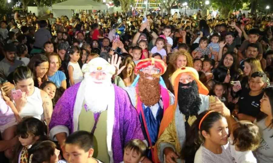 Los chicos disfrutaron de los Reyes Magos