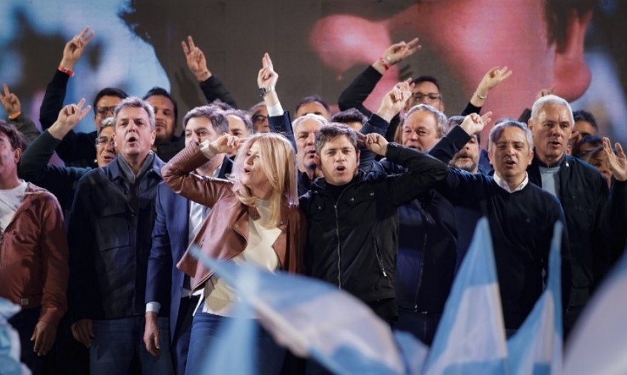 Fuerza Patria superó los 47 puntos y aplastó a La Libertad Avanza que quedó con menos de 34.