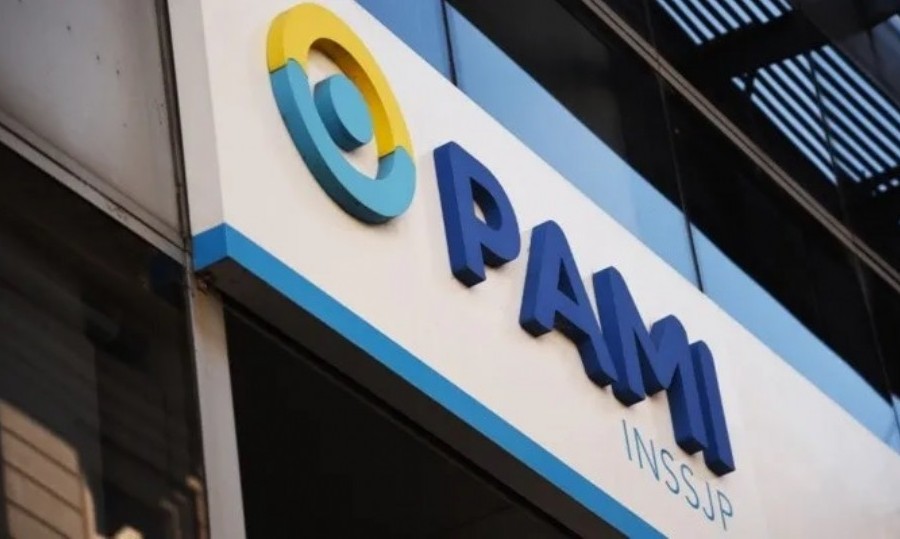 Oftalmólogos denuncian que el PAMI paga entre 5 y 10 veces más por lentes intraoculares.