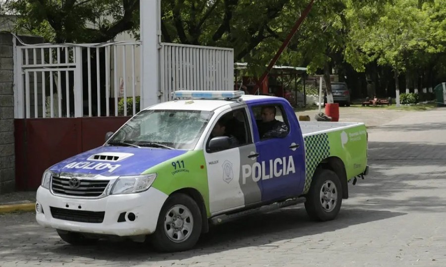 El procedimiento ocurrió en el cruce de las calles Martina Céspedes y Ana Acerboni.