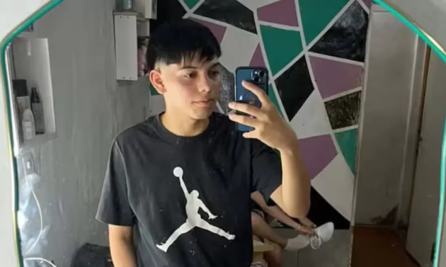 Qued&oacute; en medio de una pelea entre vecinos y lo mataron de un tiro