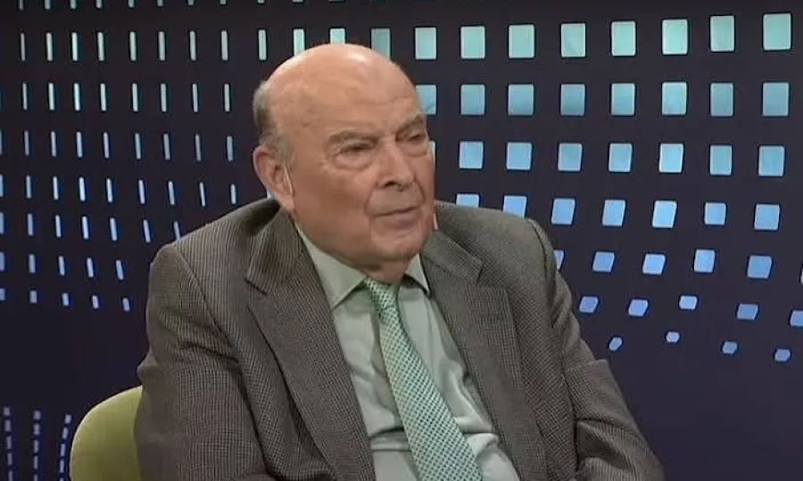 Cavallo destroz&oacute; el manejo del d&oacute;lar de Caputo y lo compar&oacute; con el kirchnerismo