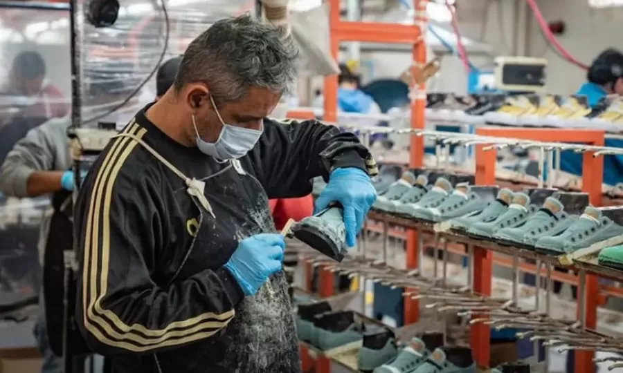 Famosa empresa de calzado cierra su planta en Beccar y pasar&aacute; a importar desde Asia