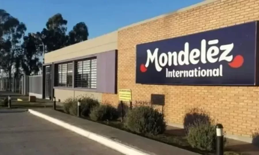 La fábrica de galletitas Oreo y alfajores terrabusi frena tres semanas su producción