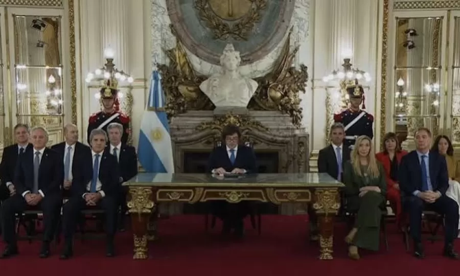 Milei anunci&oacute; en cadena nacional la reforma del BCRA: &ldquo;Terminar&aacute; la estafa de falsificar dinero para financiar a la pol&iacute;tica&rdquo;