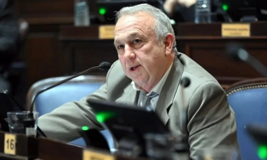 Diputado present&oacute; proyecto para impedir la promoci&oacute;n personal de dirigentes pol&iacute;ticos mediante recursos p&uacute;blicos