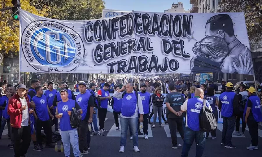 Antes de la marcha, la CGT apunt&oacute; contra el Gobierno por el protocolo antipiquetes: &ldquo;Una provocaci&oacute;n innecesaria&rdquo;