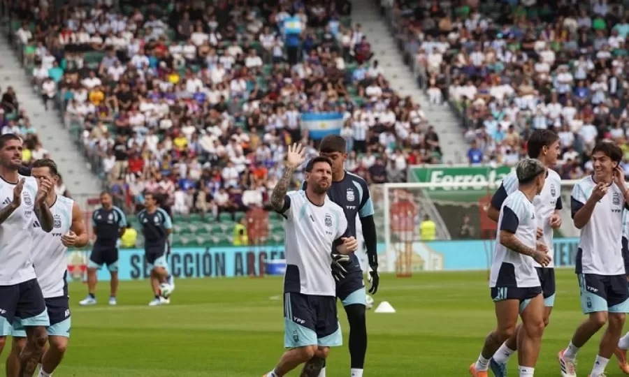 La AFA confirm&oacute; los amistosos que la Selecci&oacute;n argentina jugar&aacute; d&iacute;as antes del debut en el Mundial 2026