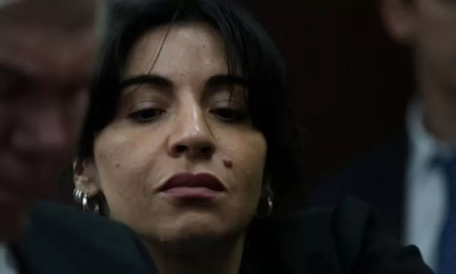 Mostraron el impactante video de la autopsia de Diego y Gianinna pidi&oacute; retirarse