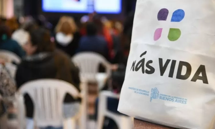Kicillof reformul&oacute; el programa alimentario M&aacute;s Vida y ampli&oacute; la asistencia
