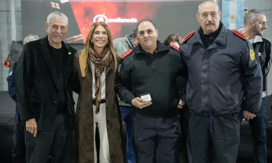 El Municipio homenaje&oacute; a sus bomberos