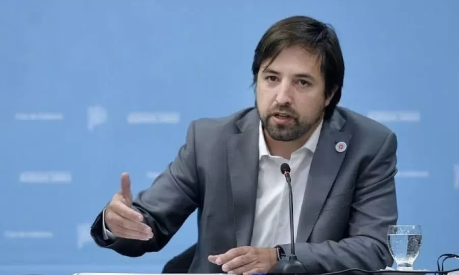 Kreplak: "Estamos pensando un sistema de salud a largo plazo"