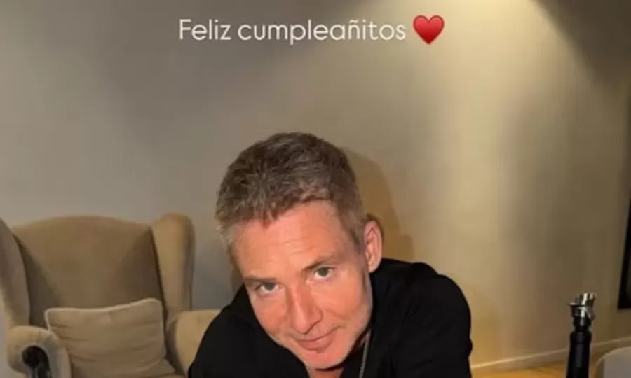 El cumplea&ntilde;os m&aacute;s &iacute;ntimo de Adri&aacute;n Suar