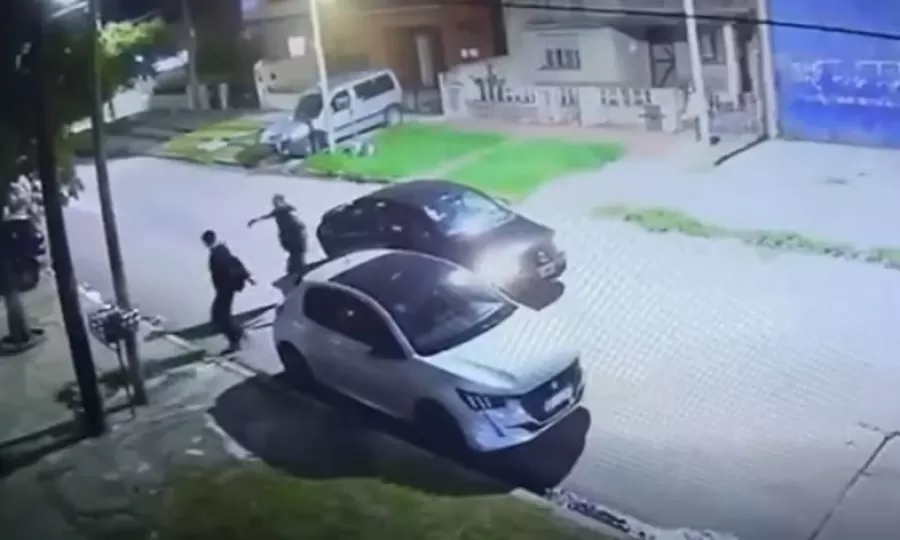 Agust&iacute;n Rivero ten&iacute;a 21 a&ntilde;os. Lo mataron durante un asalto. Desde la universidad emitieron un sentido mensaje.